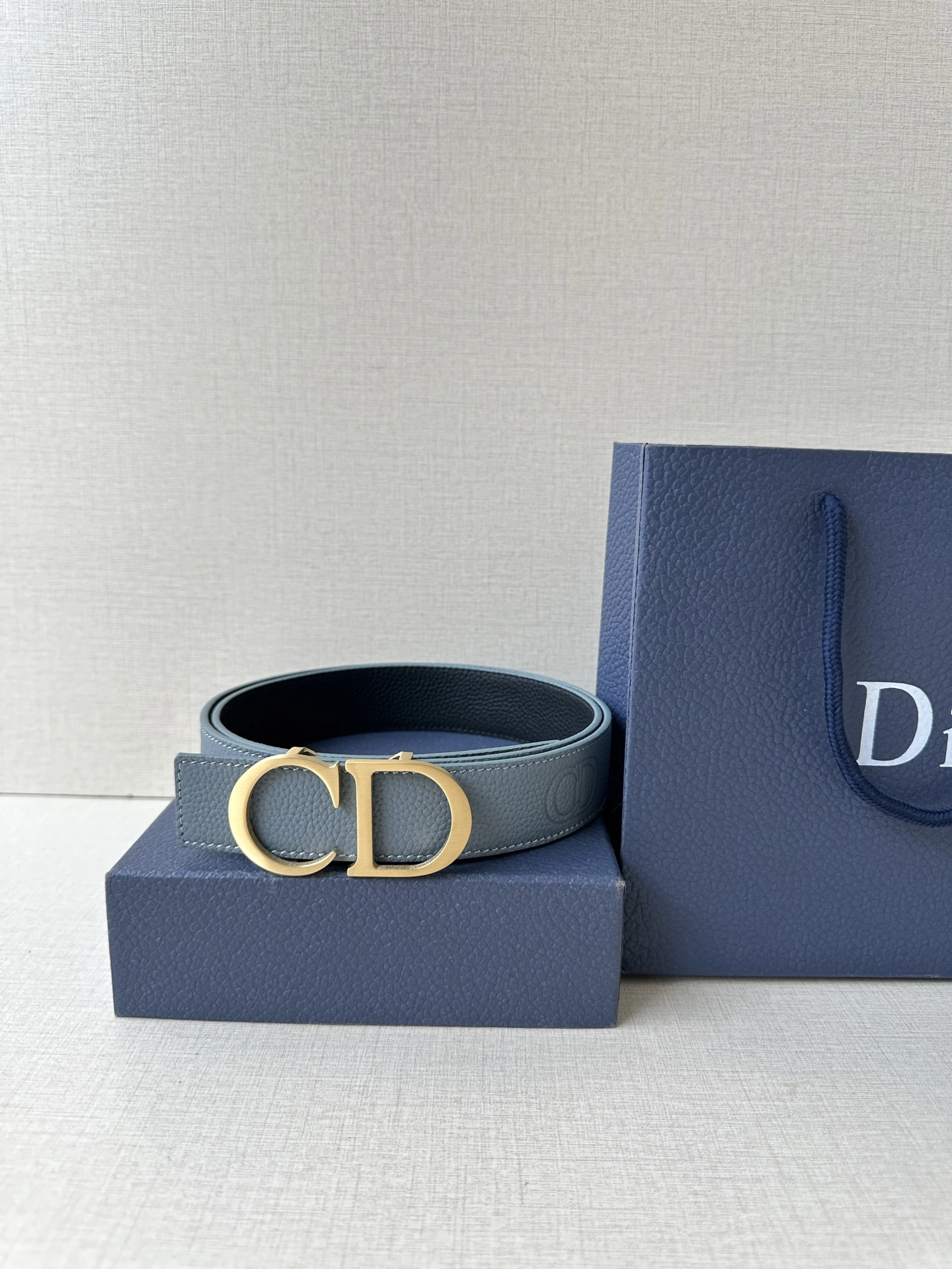 D*ior Top Belts AT 20250405- Resilient 15682