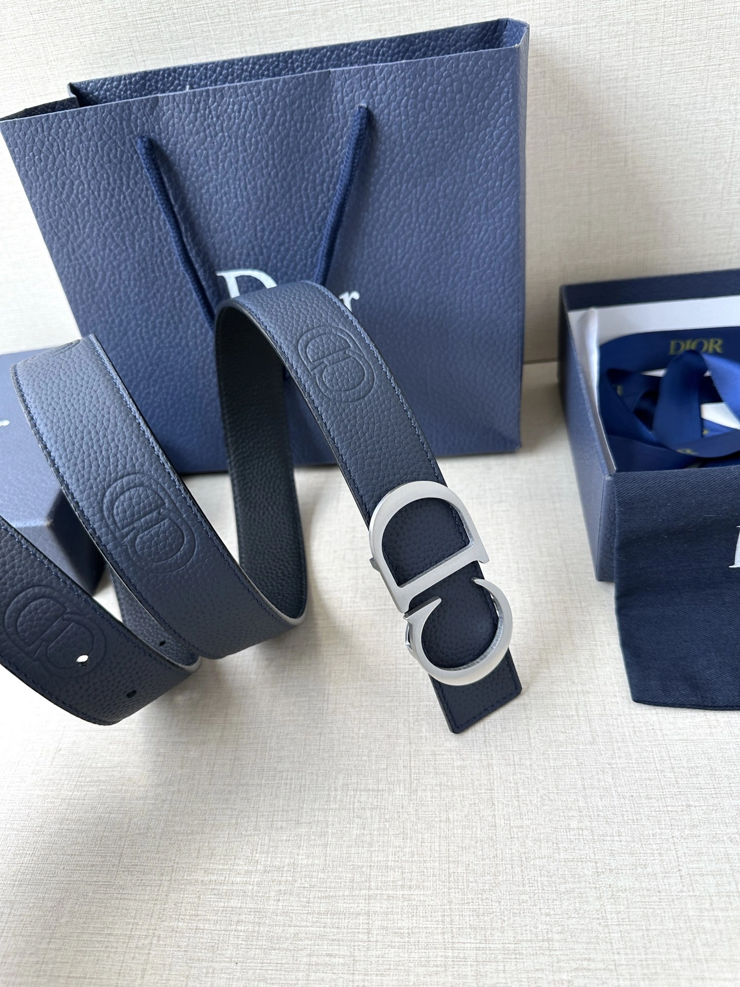 D*ior Top Belts AT 20250405- Resilient 15682