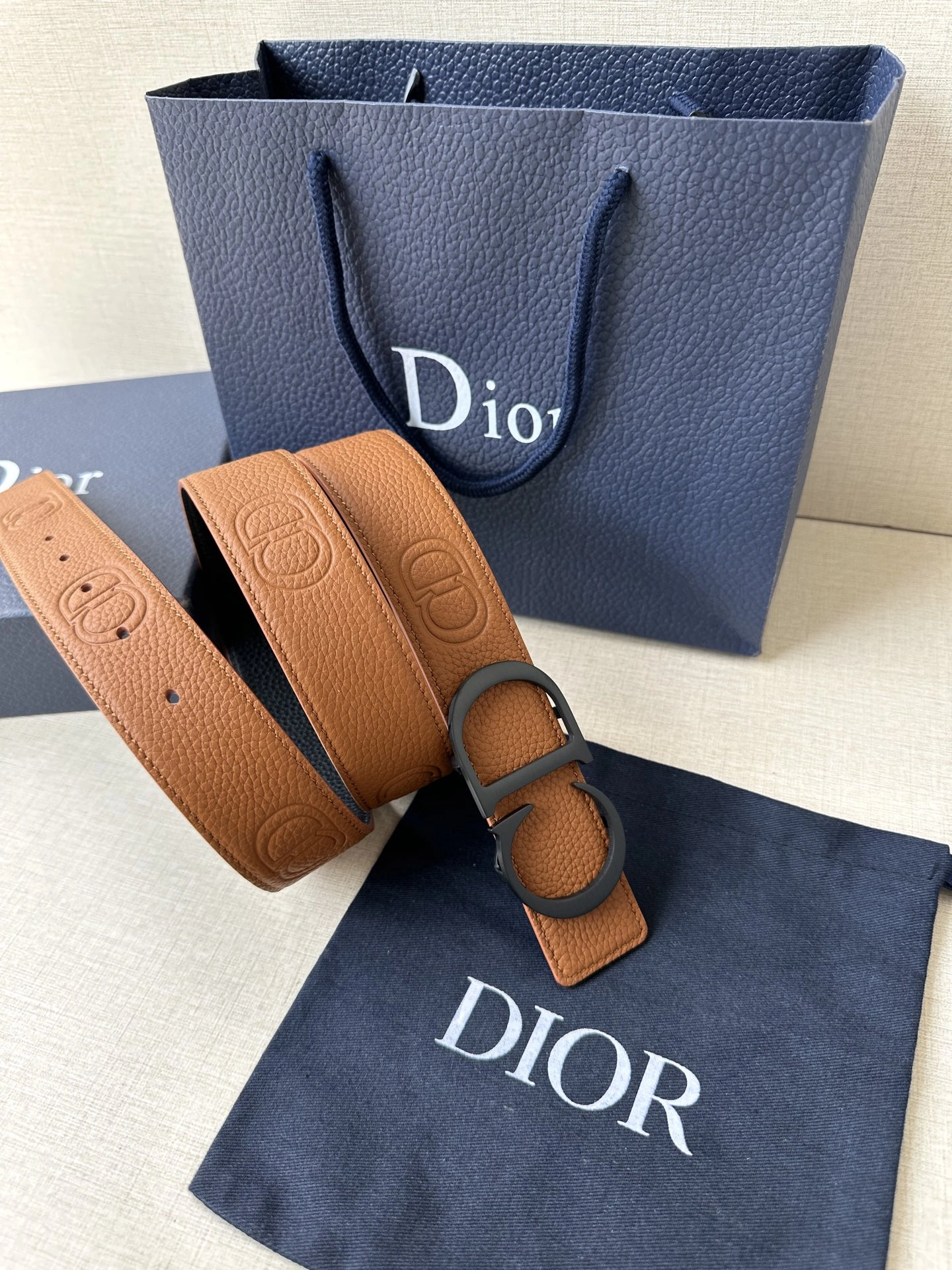 D*ior Top Belts AT 20250405- Resilient 15682
