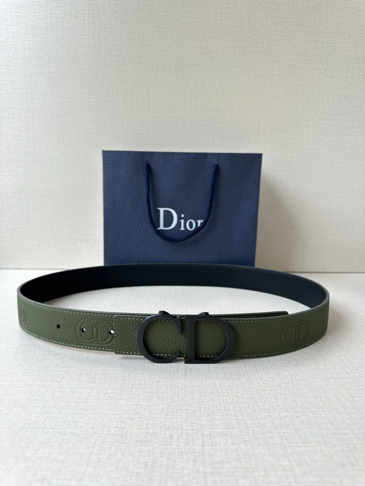 D*ior Top Belts AT 20250405- Resilient 15682