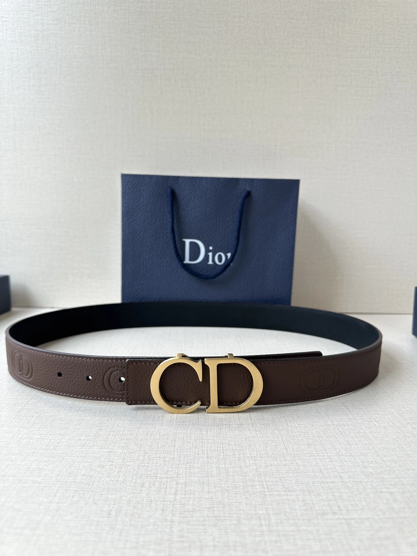 D*ior Top Belts AT 20250405- Resilient 15682