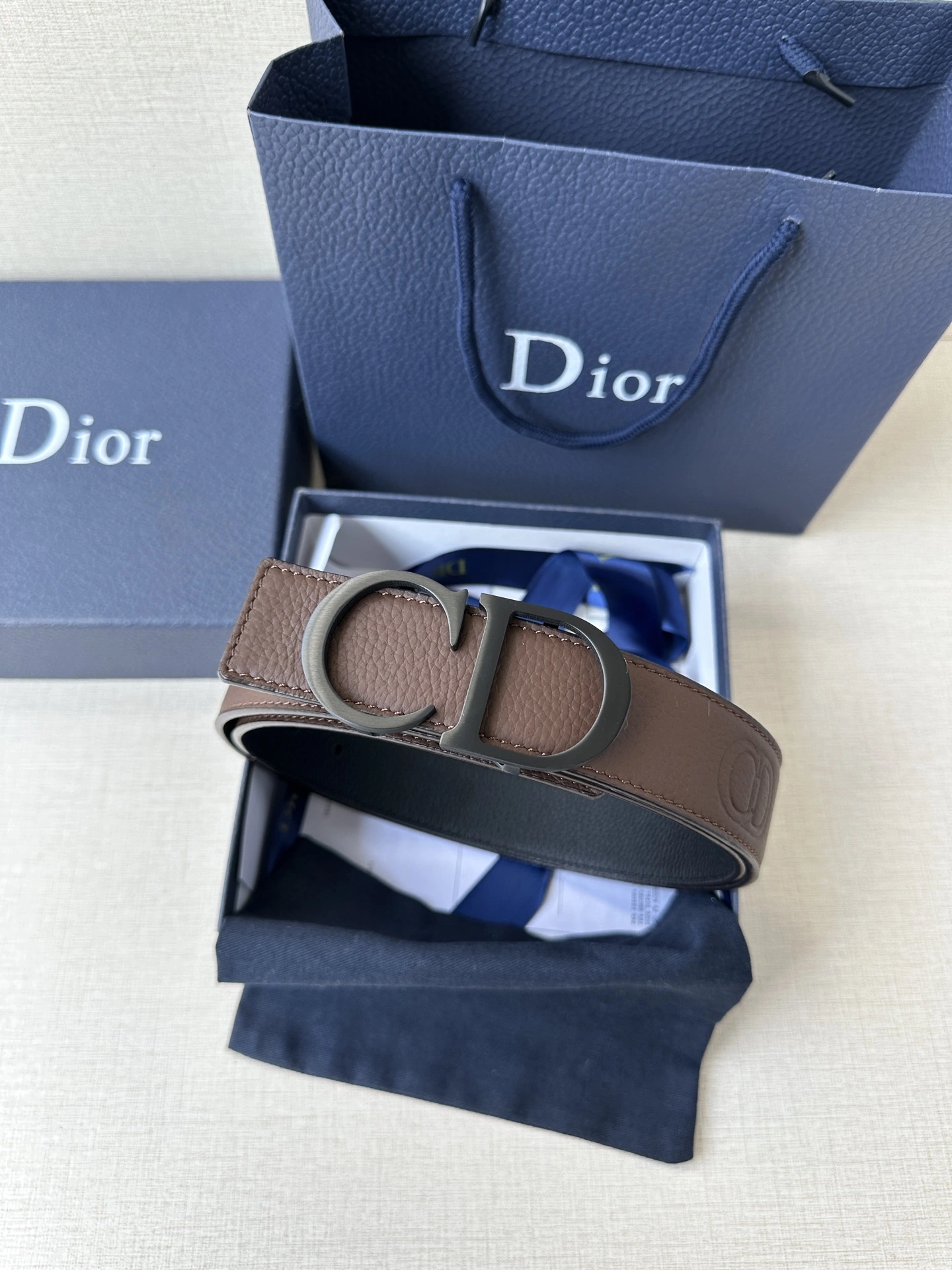 D*ior Top Belts AT 20250405- Resilient 15682