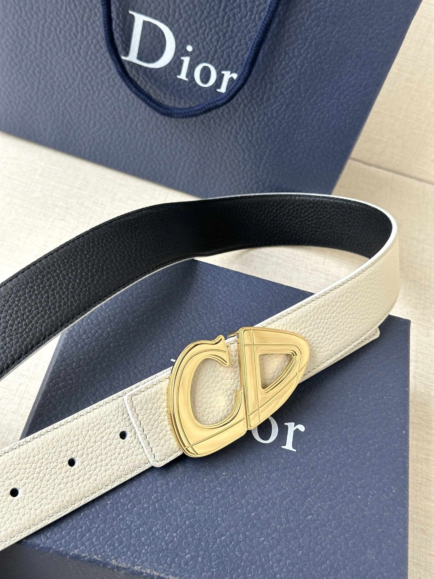Bright D*ior Top Belts AT 20250405- 15681