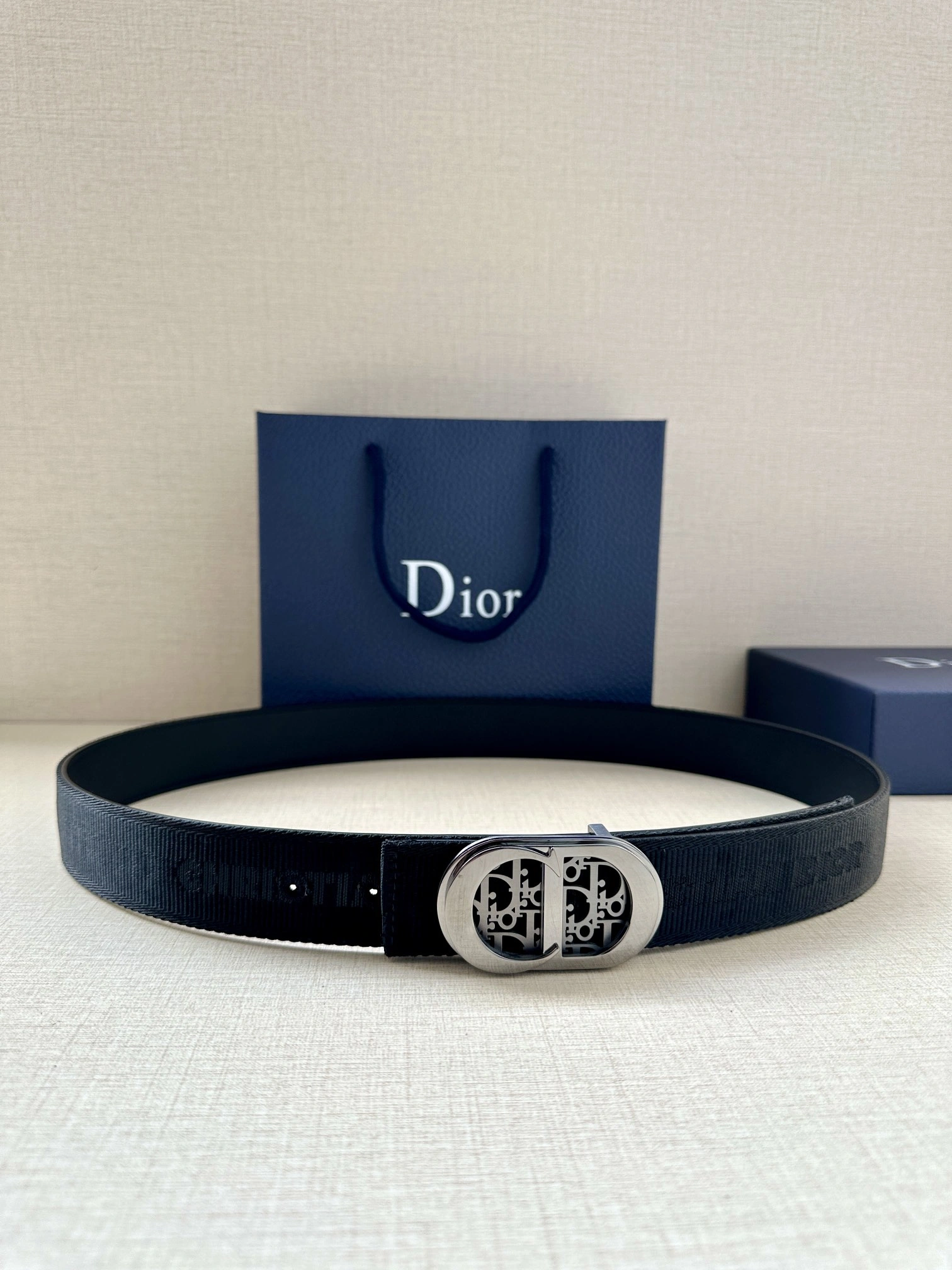 UrbanStyle D*ior Top Belts AT 20250407- 15666