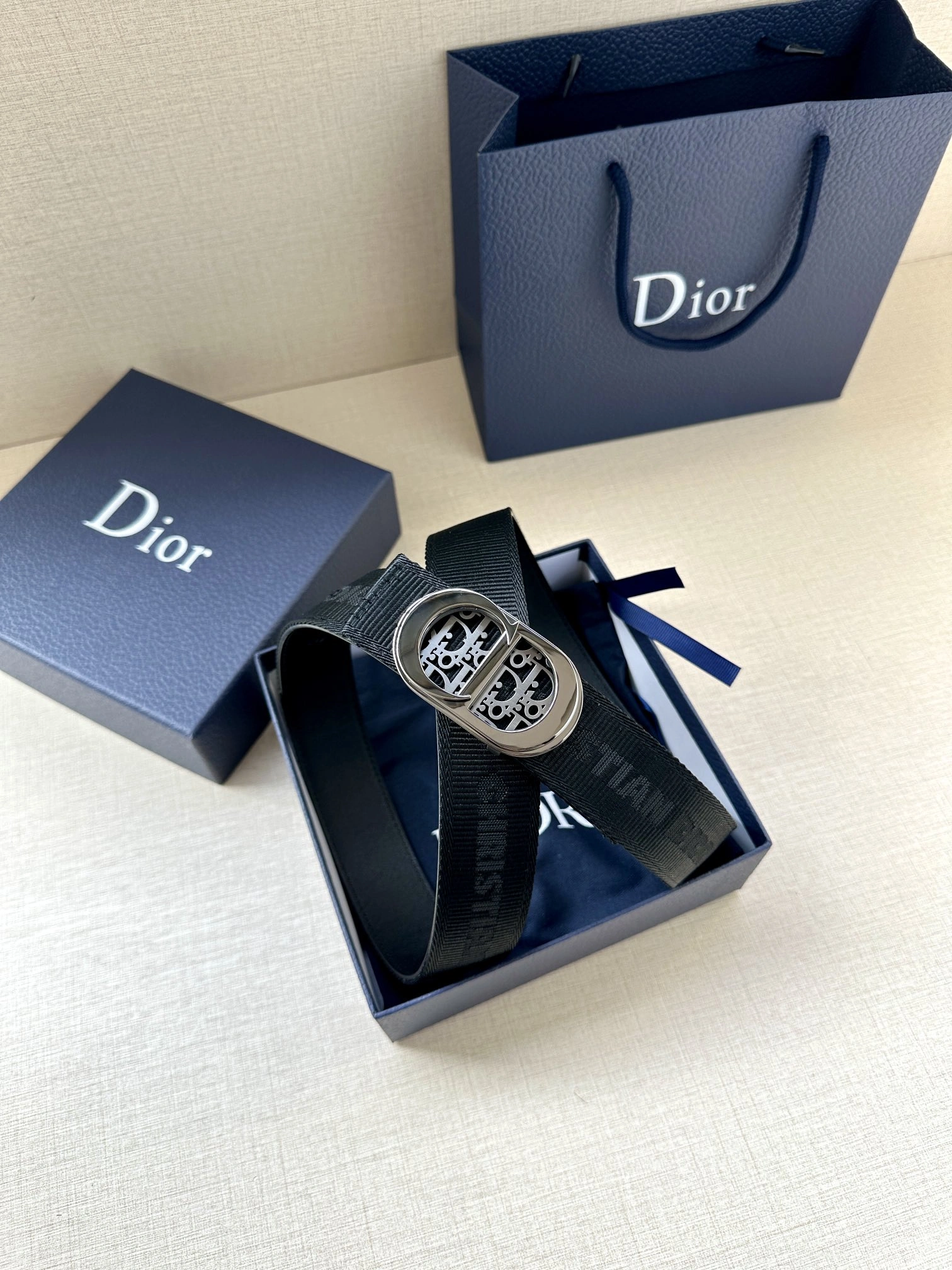 UrbanStyle D*ior Top Belts AT 20250407- 15666