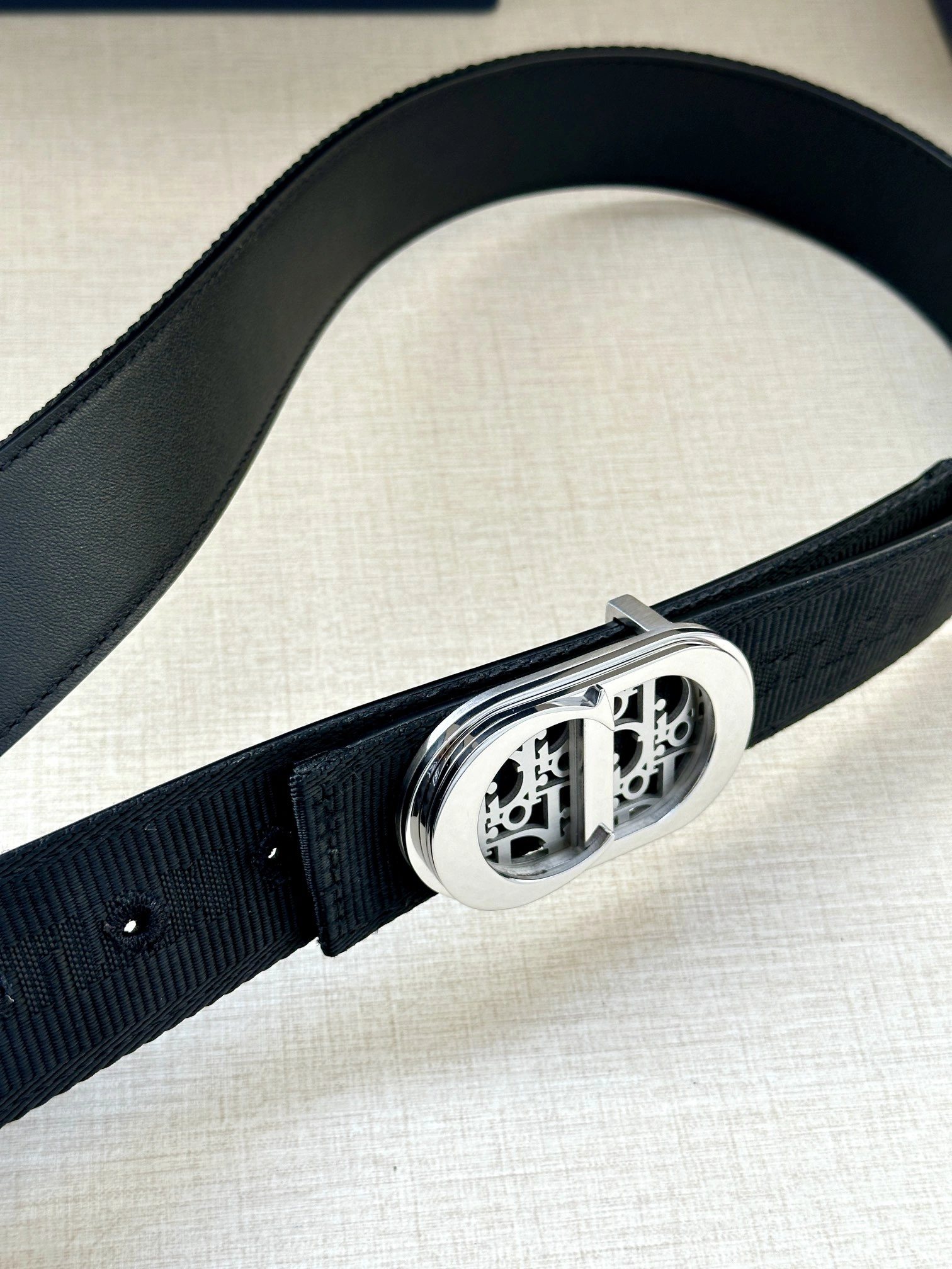 UrbanStyle D*ior Top Belts AT 20250407- 15666