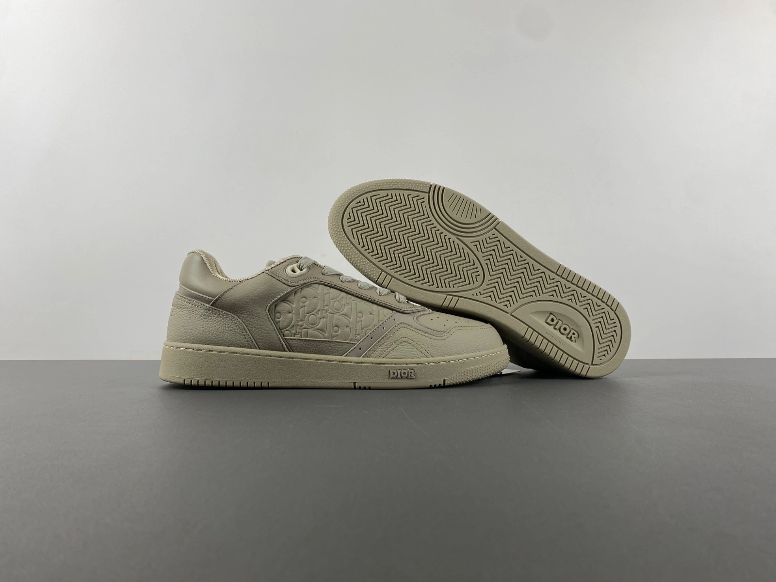 Reliable D*ior Top Sneaker Low RR 20250410- 5630
