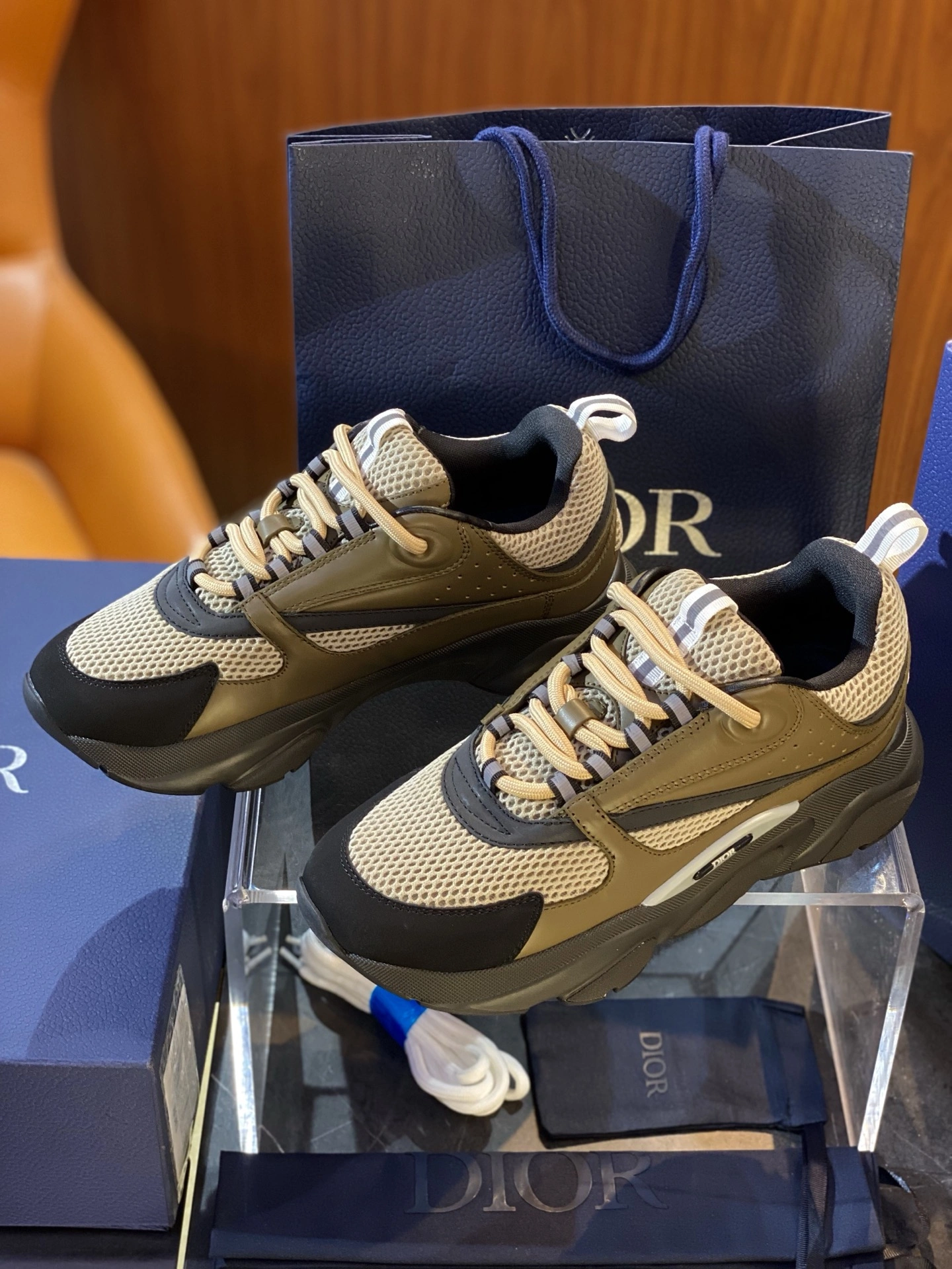 D*ior Top Sneaker RR 20250417- Youthful 5576