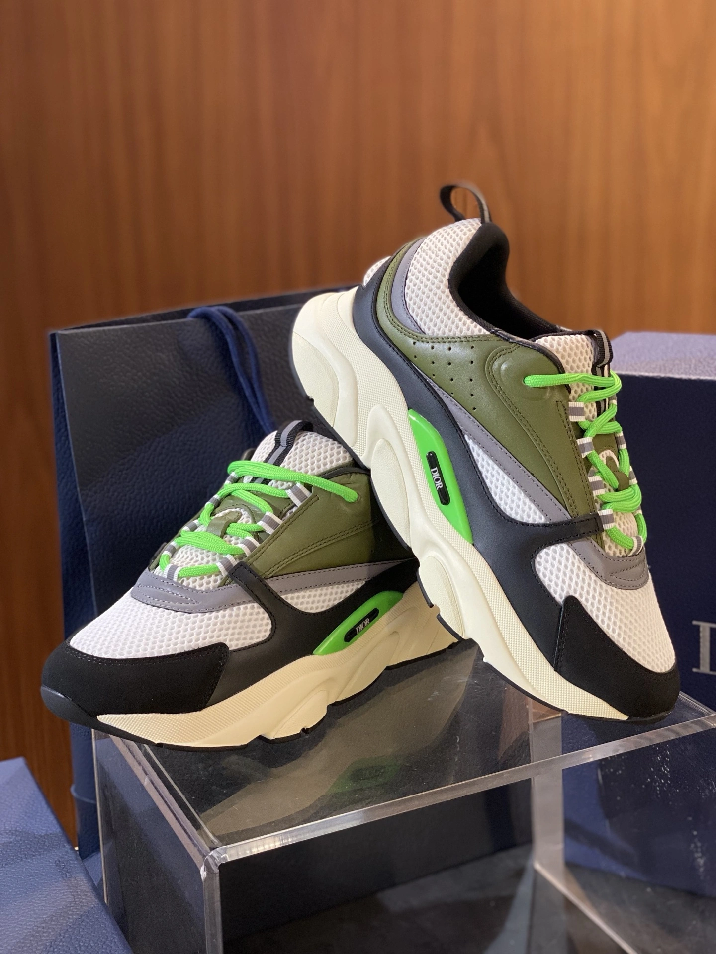 Stylish D*ior Top Sneaker RR 20250417- 5574