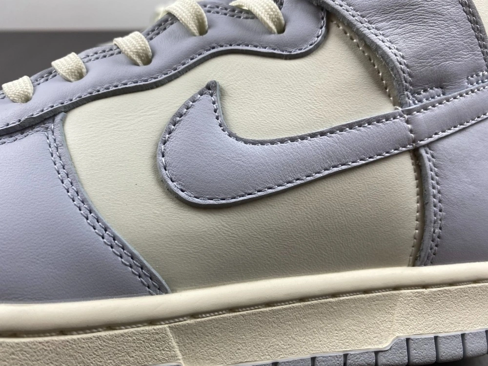 Dunk High Sail Football Grey DD1869- WaterResistant 440