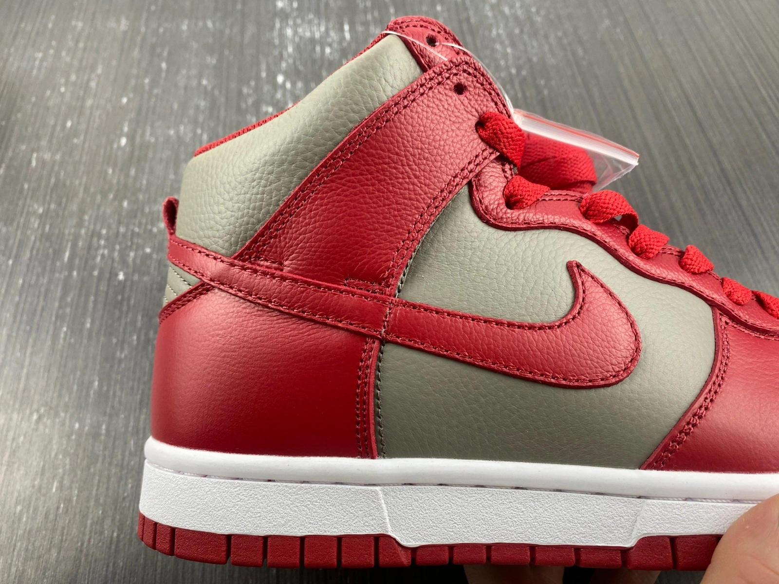 EyeCatching Dunk High UNLV 850477- 272