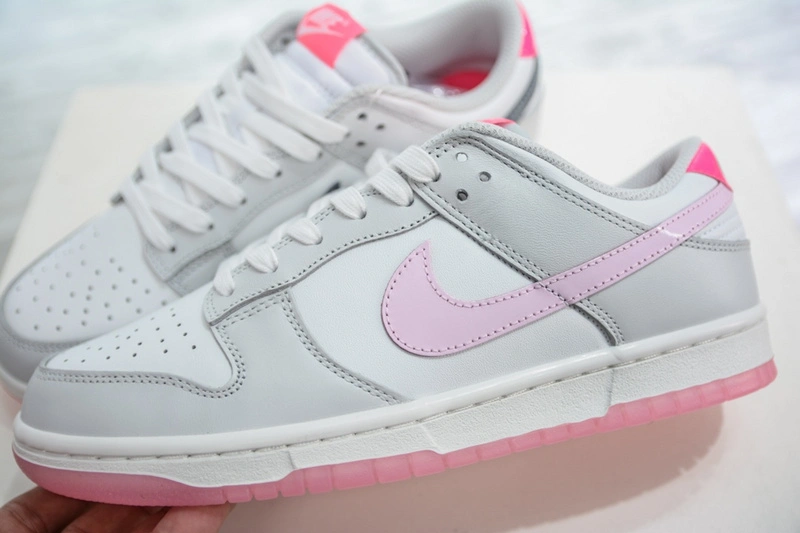Packable Dunk Low 520 Pack Pink FN3451- 137