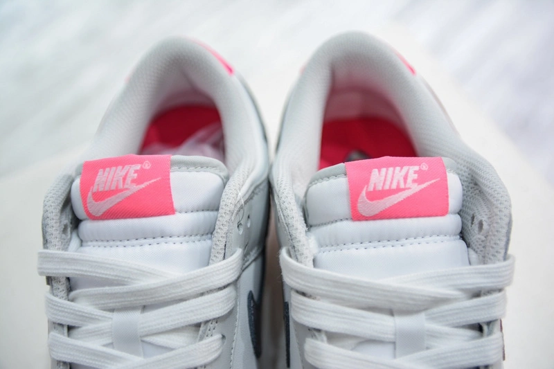 Packable Dunk Low 520 Pack Pink FN3451- 137