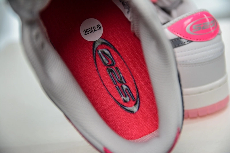 Packable Dunk Low 520 Pack Pink FN3451- 137
