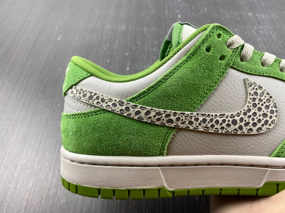 Dunk Low AS Safari Swoosh Chlorophyll DR0156- Bold 325