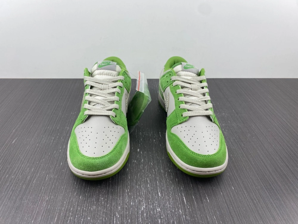 Dunk Low AS Safari Swoosh Chlorophyll DR0156- Bold 325