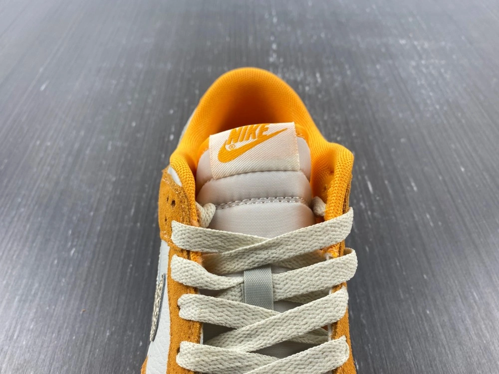 Effortless Dunk Low AS Safari Swoosh Kumquat DR0156- 326