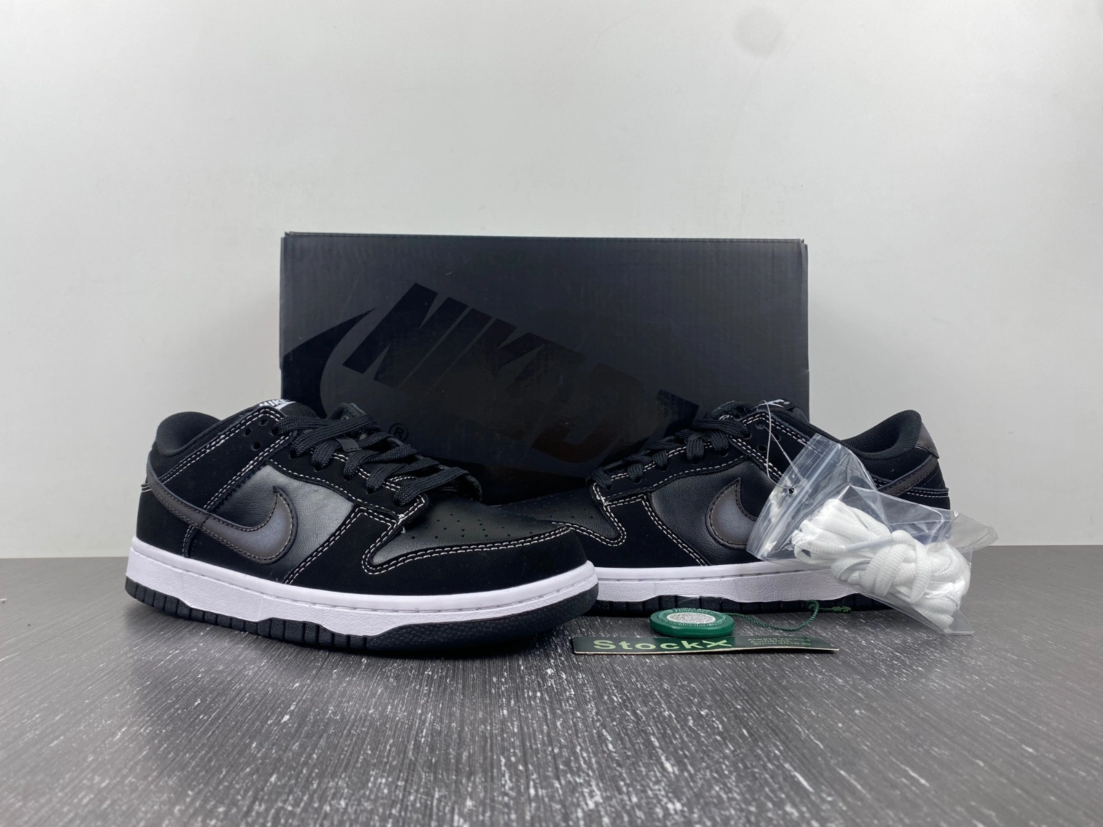Dunk Low Airbrush Swoosh Black FD6923- SoftTouch 141