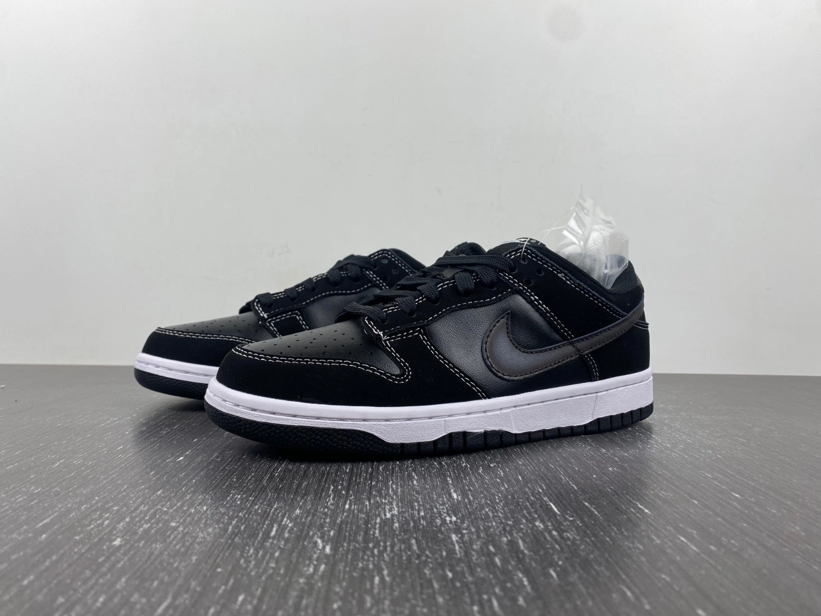 Dunk Low Airbrush Swoosh Black FD6923- SoftTouch 141