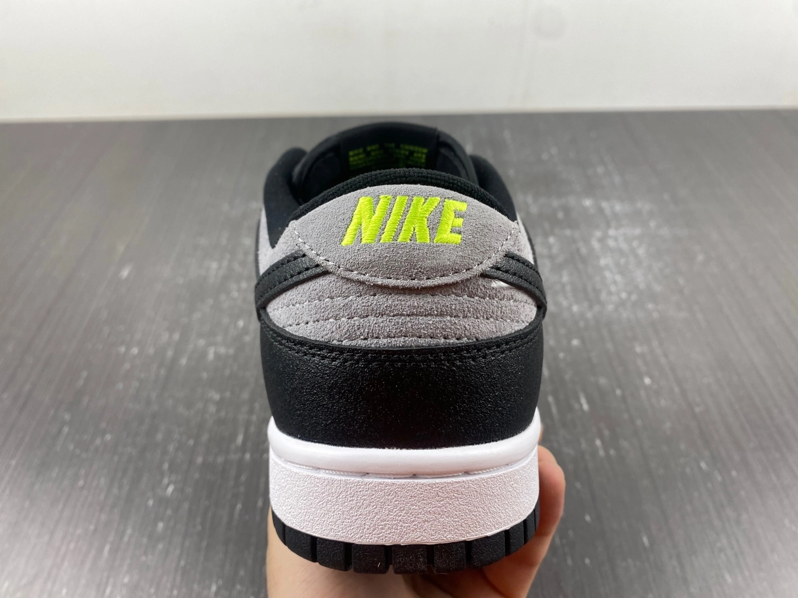 Dunk Low Black Grey Green Strike FQ2205- Seasonal 165
