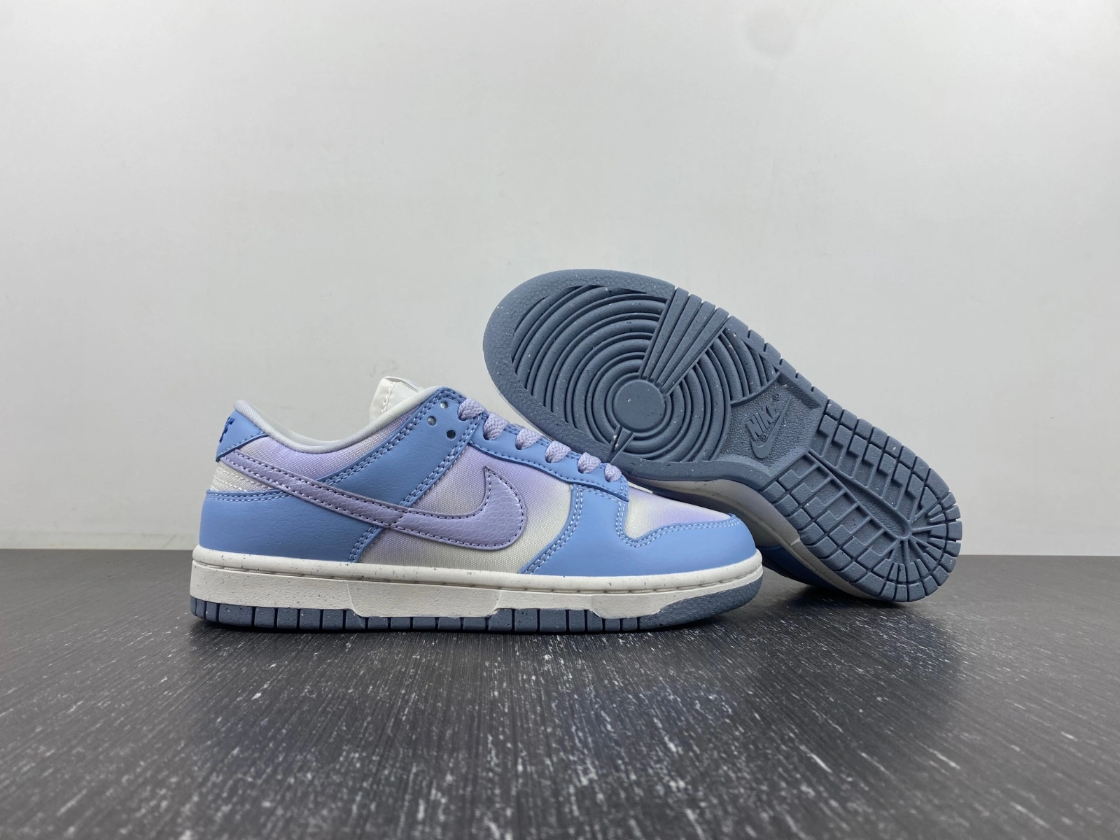 Dunk Low Blue Airbrush Canvas FN0323- Compact 122