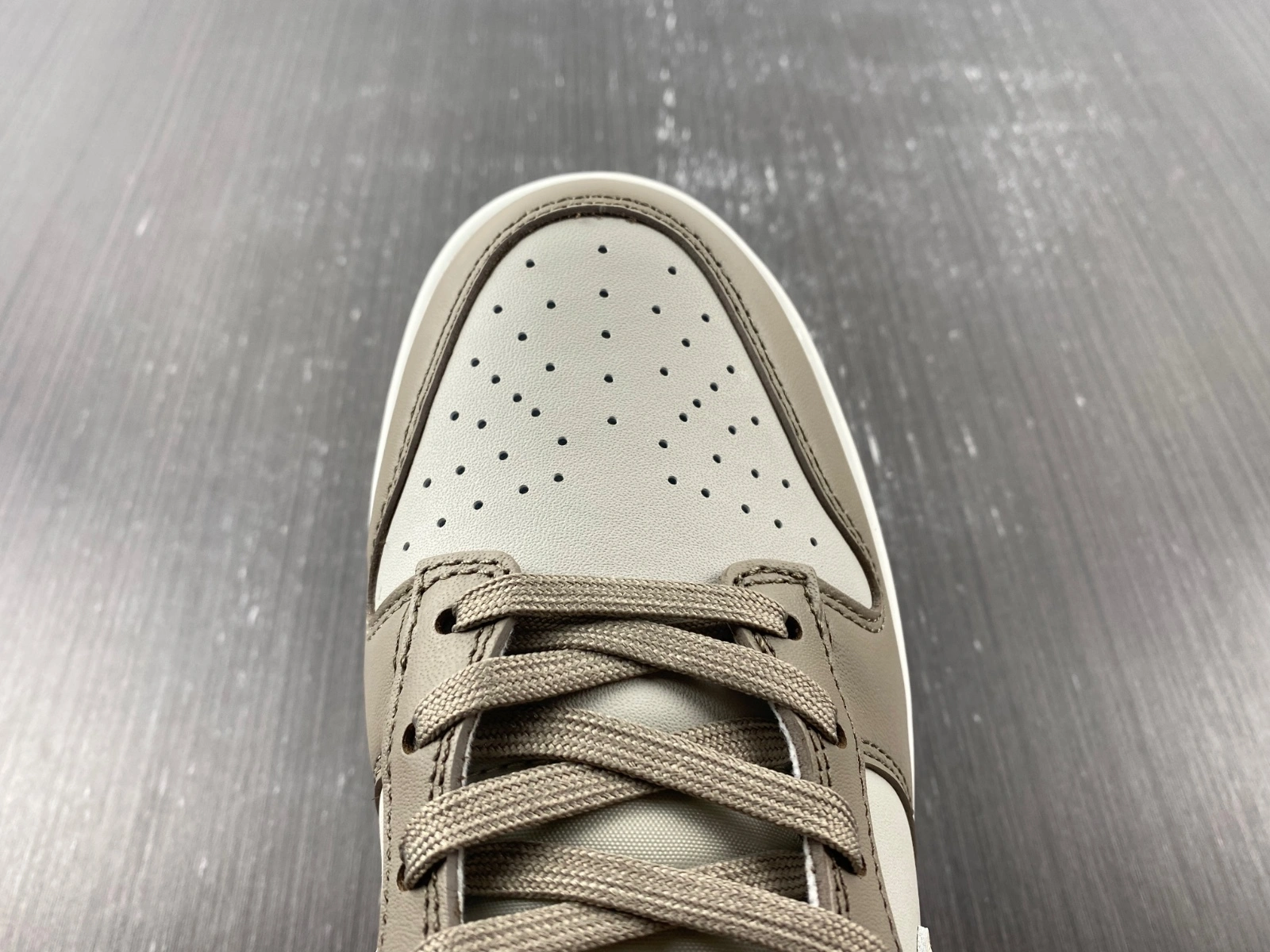 Dunk Low Bone Beige FD0792- DailyWear 296