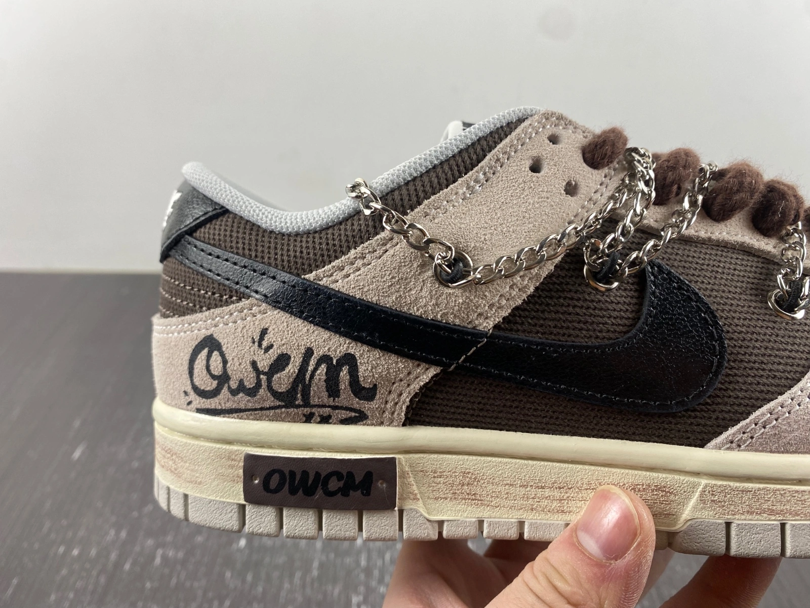 Dunk Low Brown DO9776- FlexibleFit 46