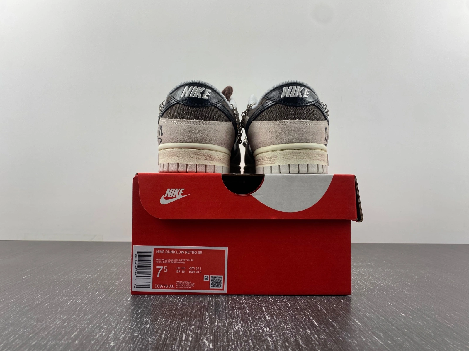 Dunk Low Brown DO9776- FlexibleFit 46