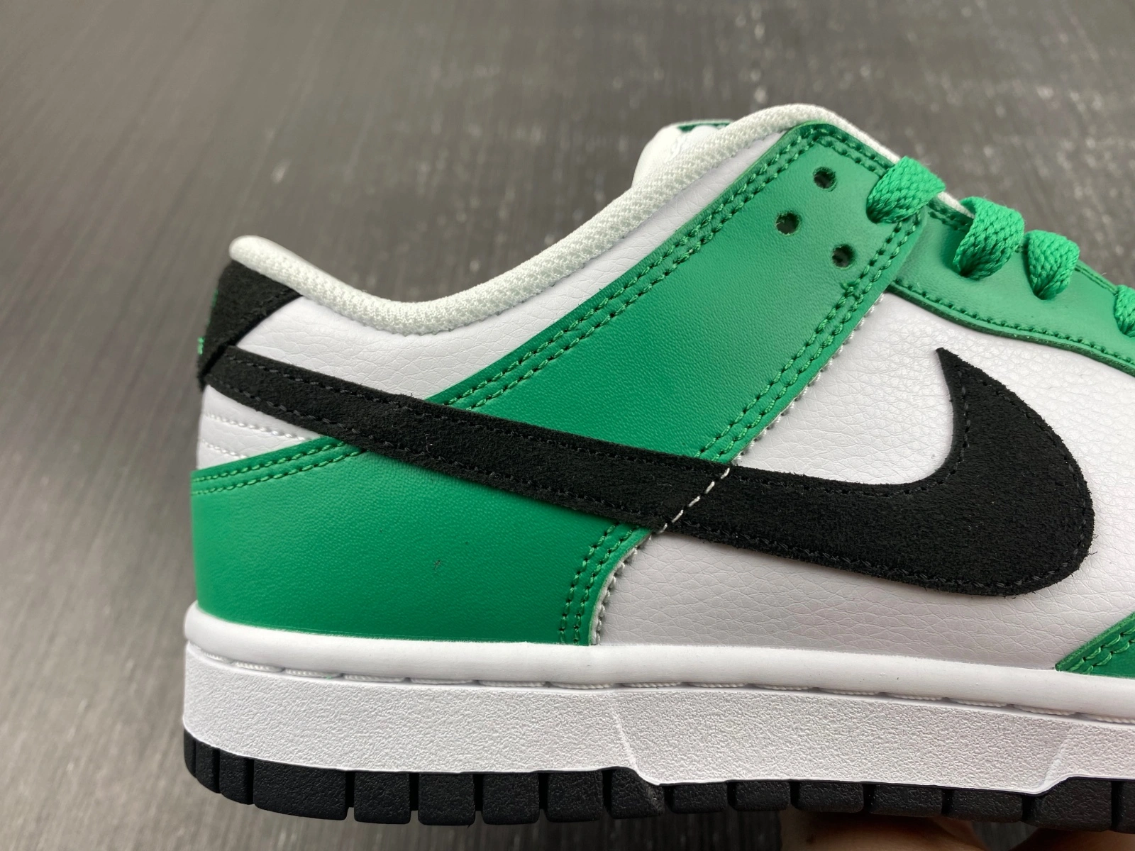 Dunk Low Celtics FN3612- WaterResistant 214