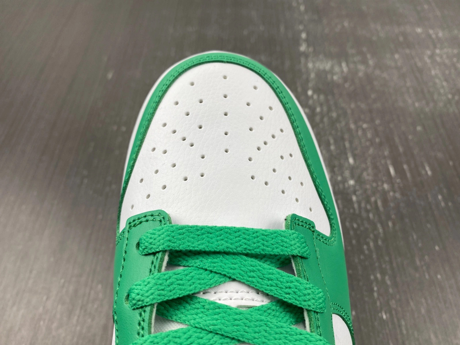 Dunk Low Celtics FN3612- WaterResistant 214