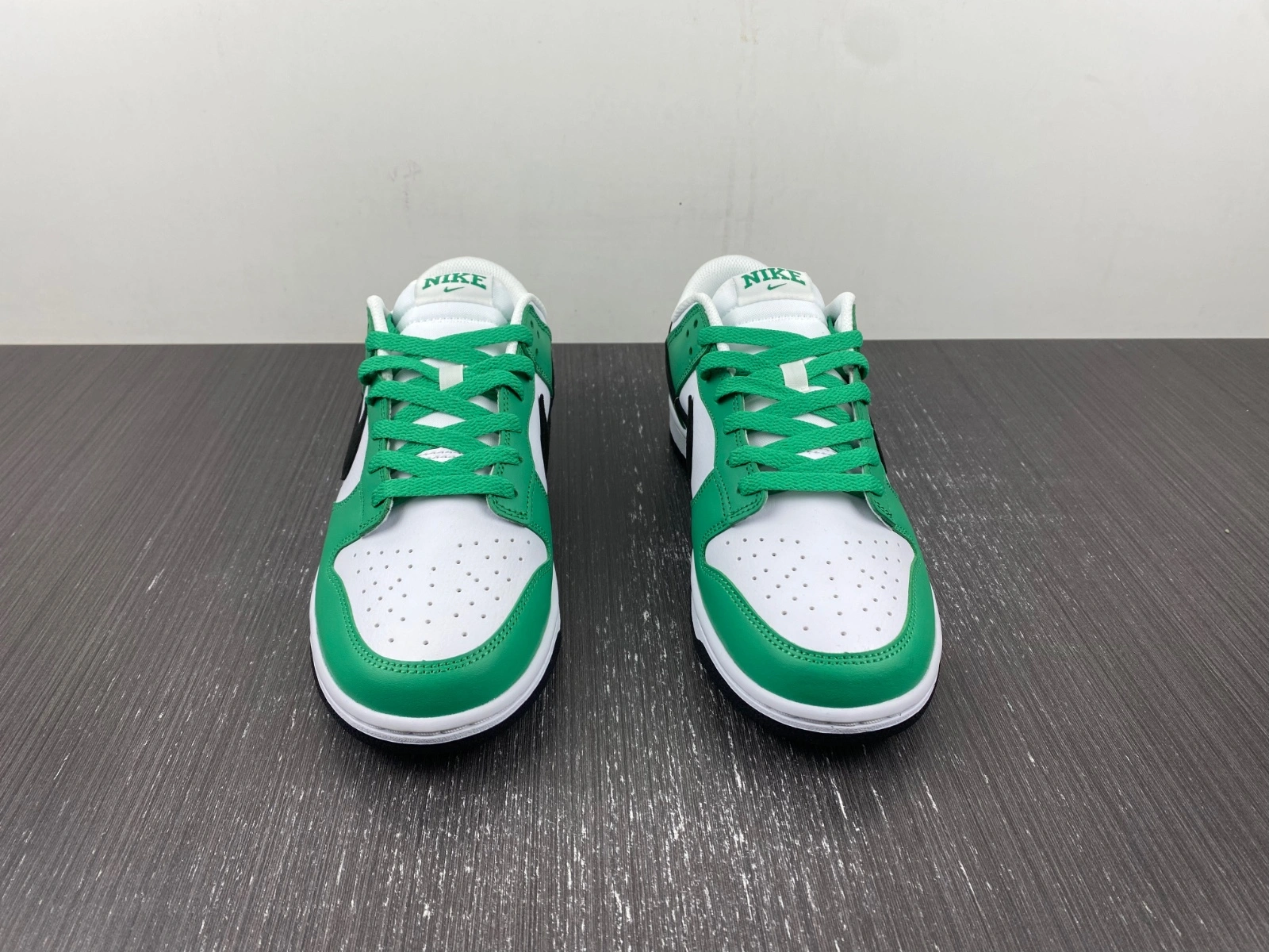 Dunk Low Celtics FN3612- WaterResistant 214