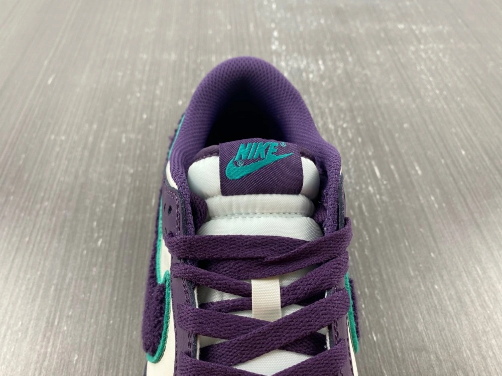 Dunk Low Chenille Swoosh DQ7683- FreshLook 330