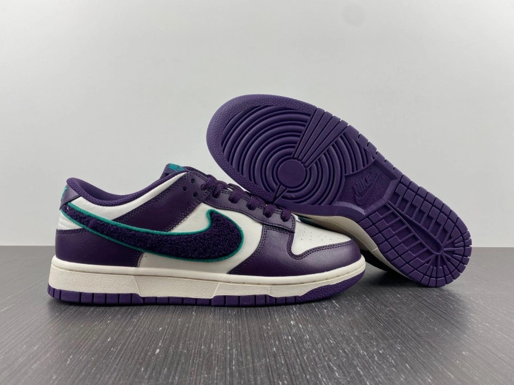 Dunk Low Chenille Swoosh DQ7683- FreshLook 330