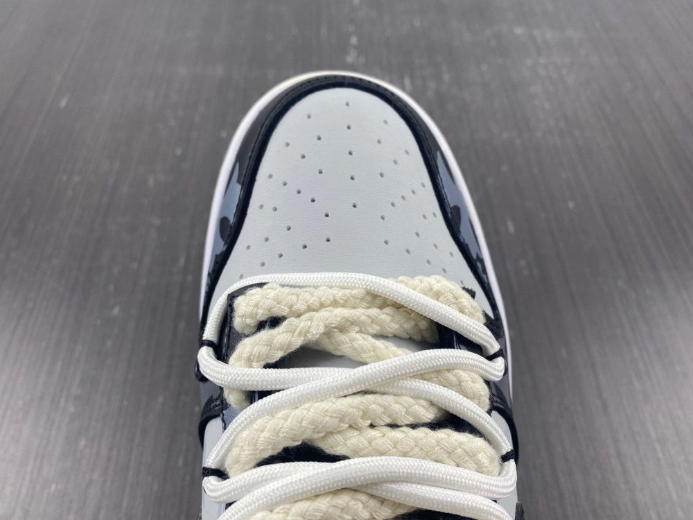 Timeless Dunk Low Customized Black DD3363- 343