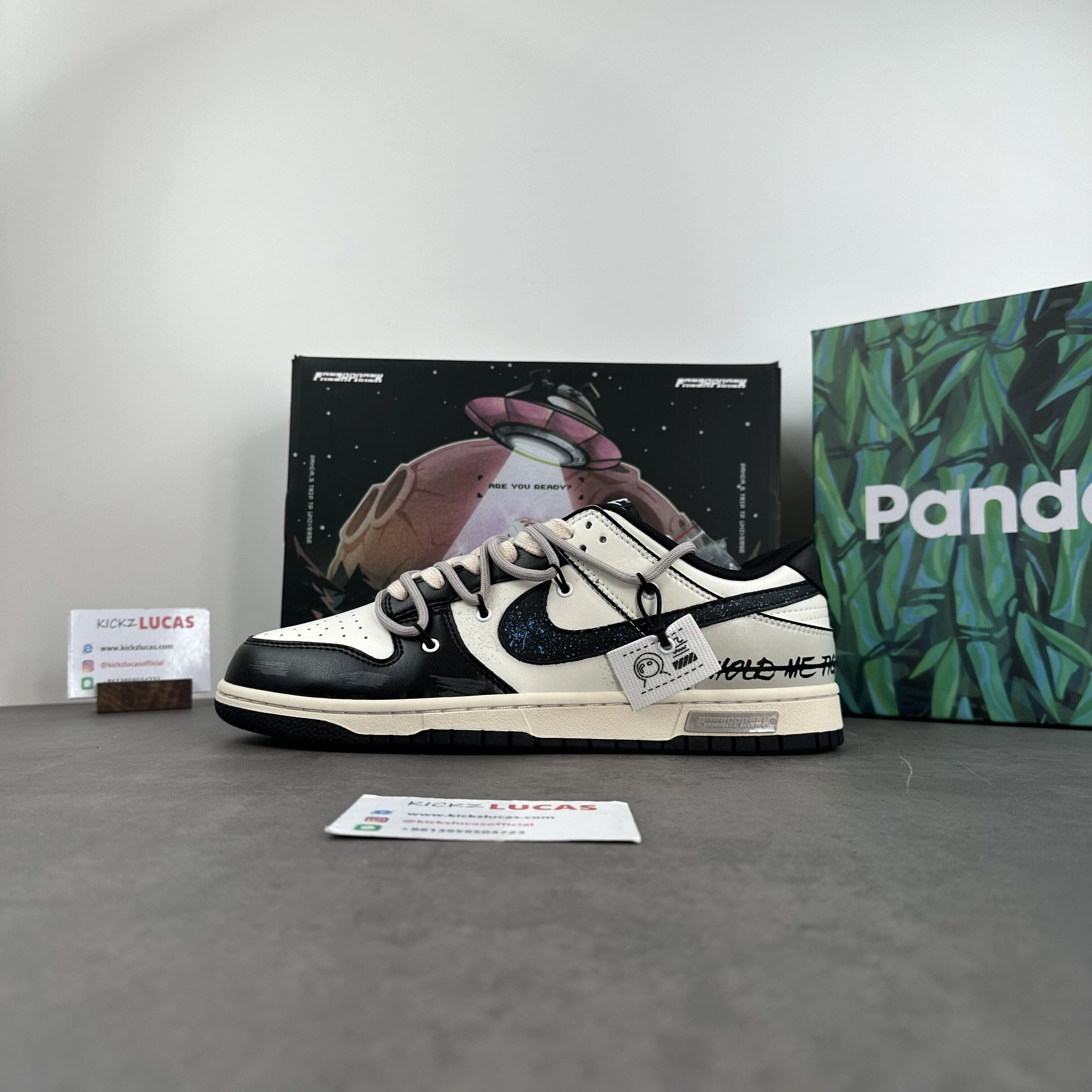 Dunk Low DFQ Custom DD1391- Seasonal 61