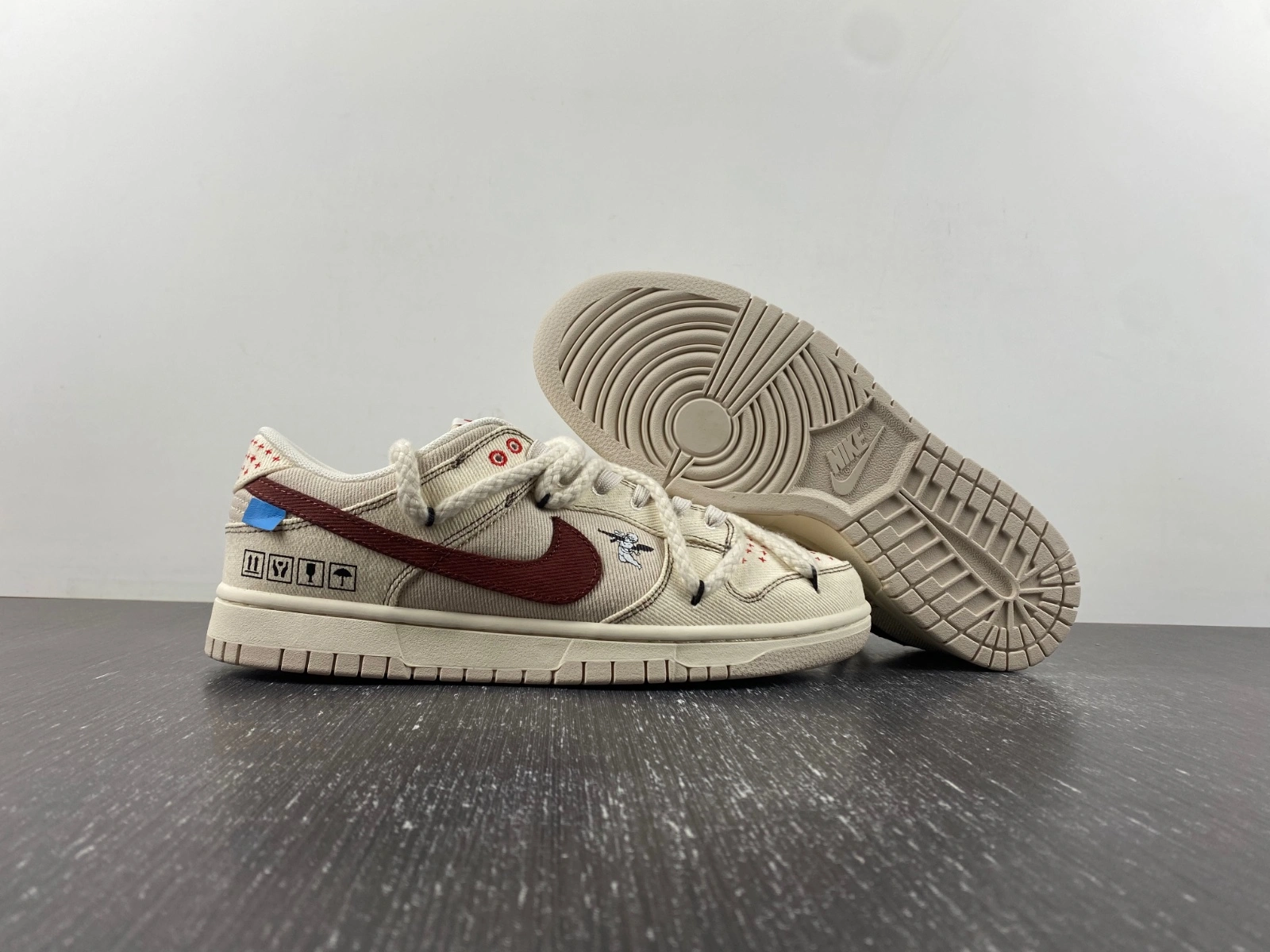 Dunk Low DV0834- ModernLook 45