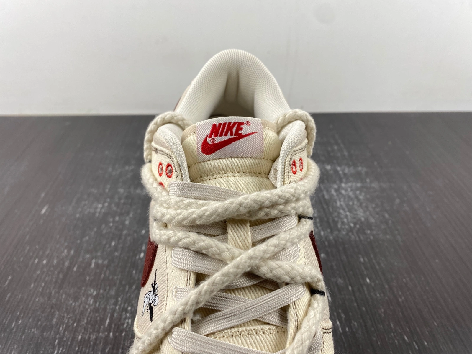 Dunk Low DV0834- ModernLook 45