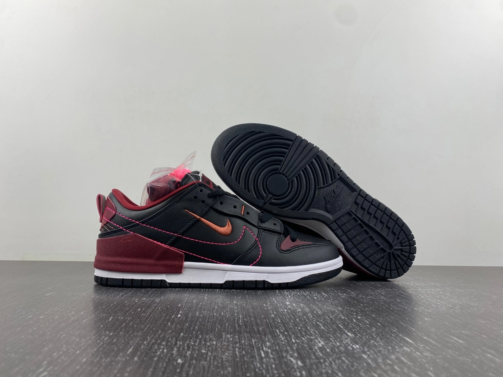 QuickDry Dunk Low Disrupt 2 Black Dark Beetroot DH4402- 77