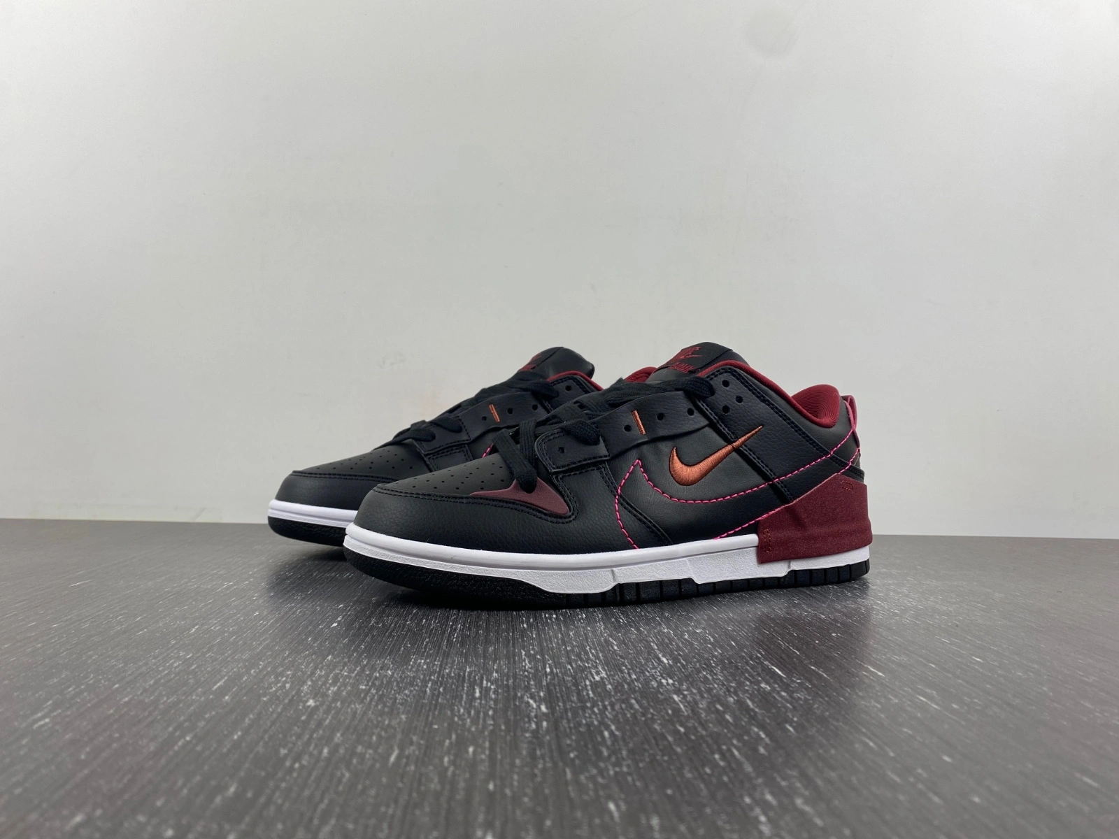 QuickDry Dunk Low Disrupt 2 Black Dark Beetroot DH4402- 77