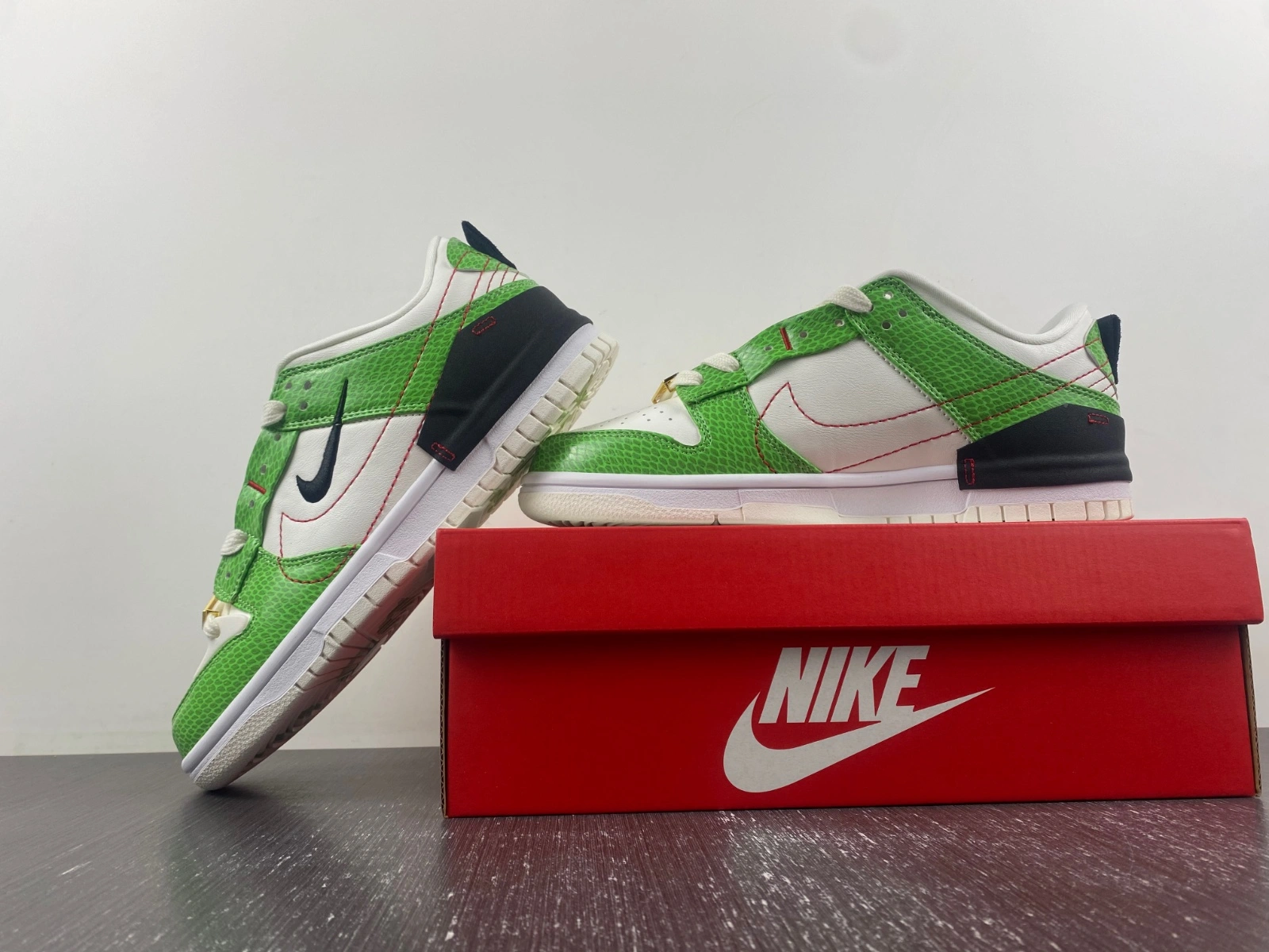 Unique Dunk Low Disrupt 2 Just Do It Snakeskin Green DV1491- 72