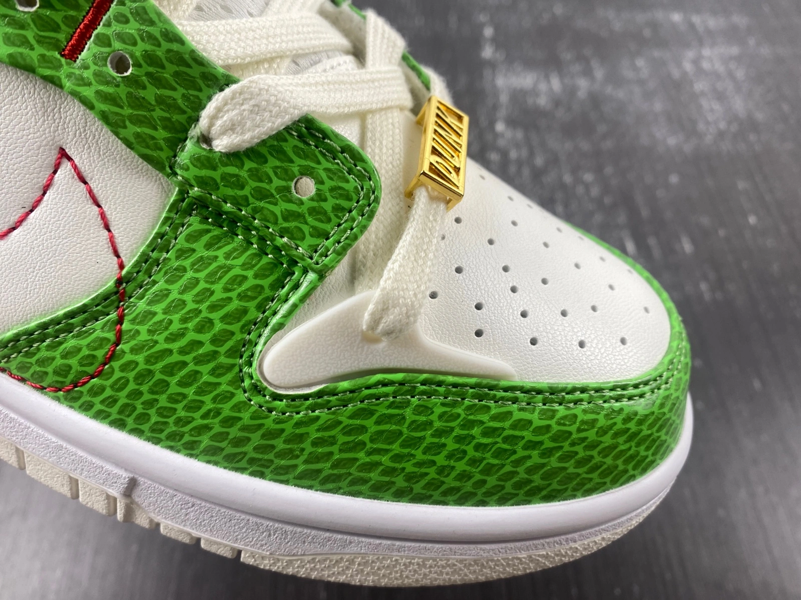 Unique Dunk Low Disrupt 2 Just Do It Snakeskin Green DV1491- 72