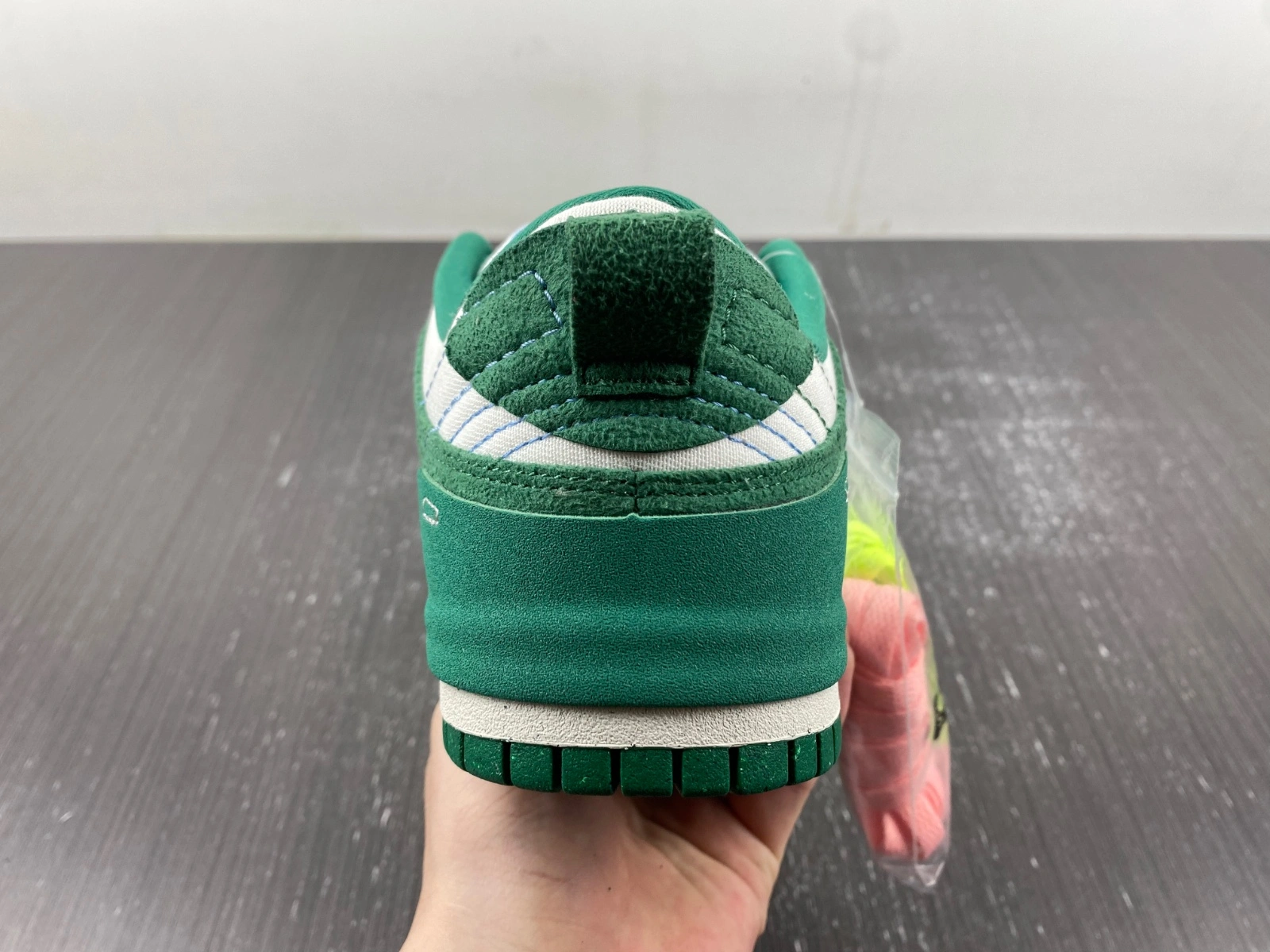 Resilient Dunk Low Disrupt 2 Phantom University Blue DH4402- 85