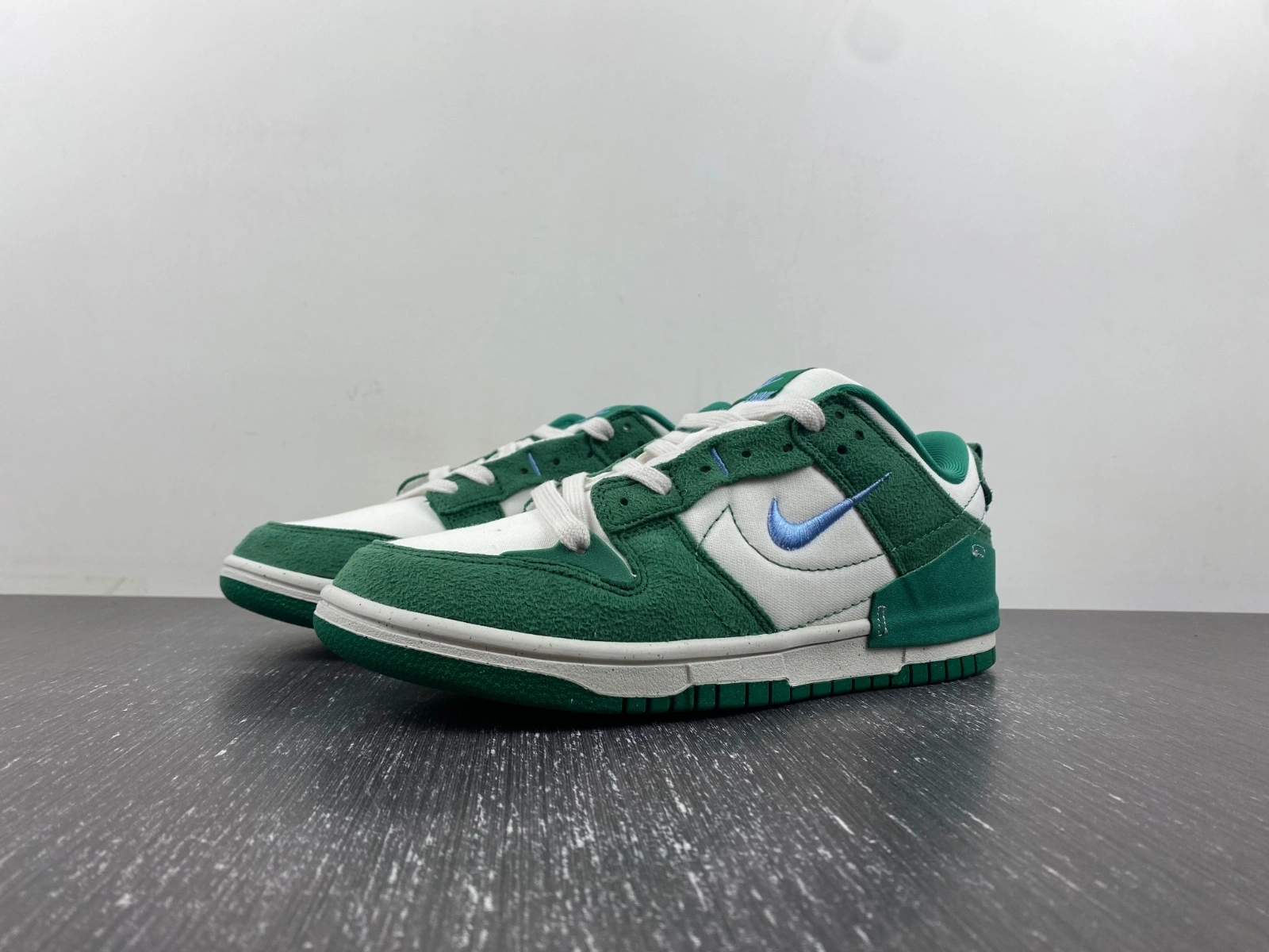 Resilient Dunk Low Disrupt 2 Phantom University Blue DH4402- 85