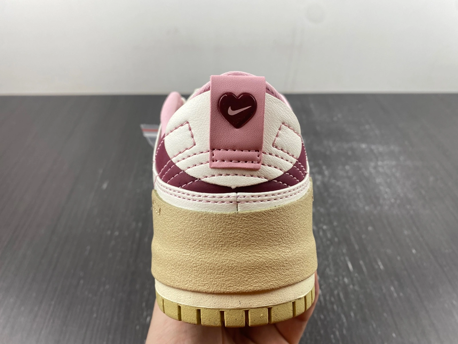 FlexibleFit Dunk Low Disrupt 2 Valentine's Day (2023) FD4617- 199