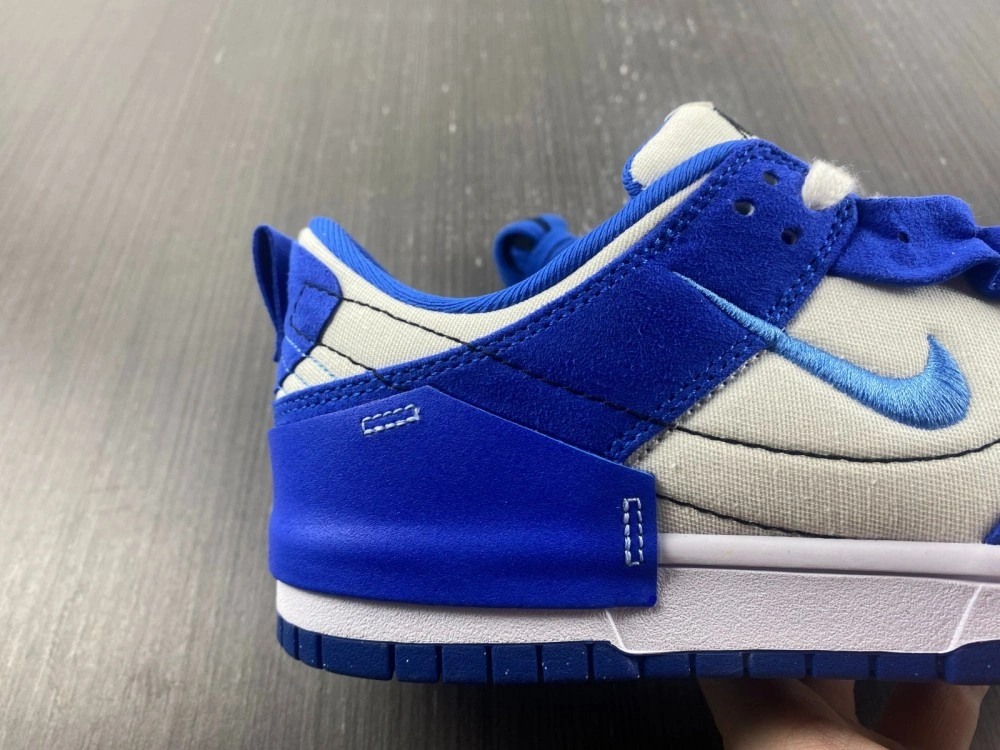Dunk Low Disrupt 2 White University Blue DH4402- Versatile 374