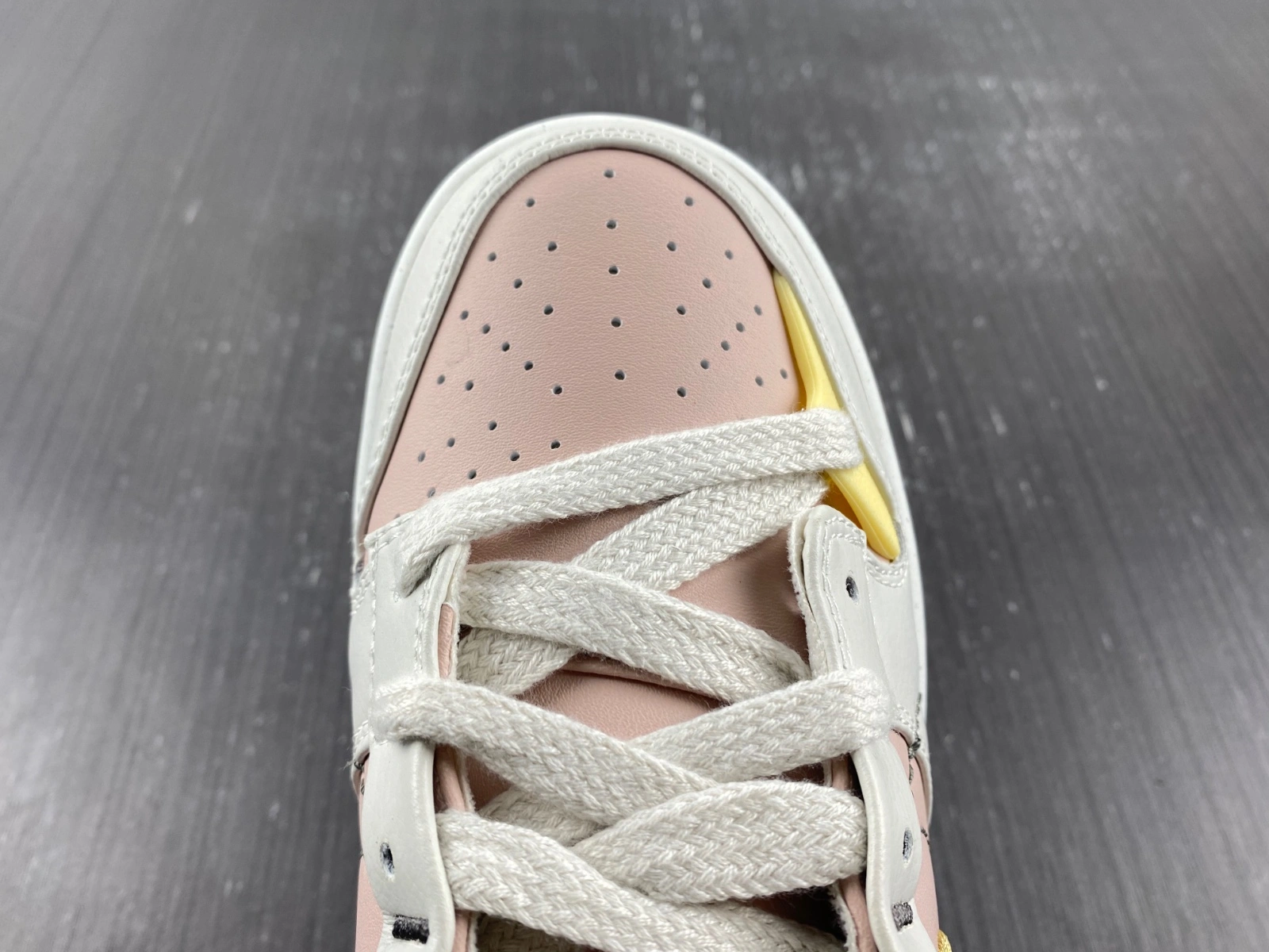 Upgraded Dunk Low Disrupt2 Pink DH4402- 256