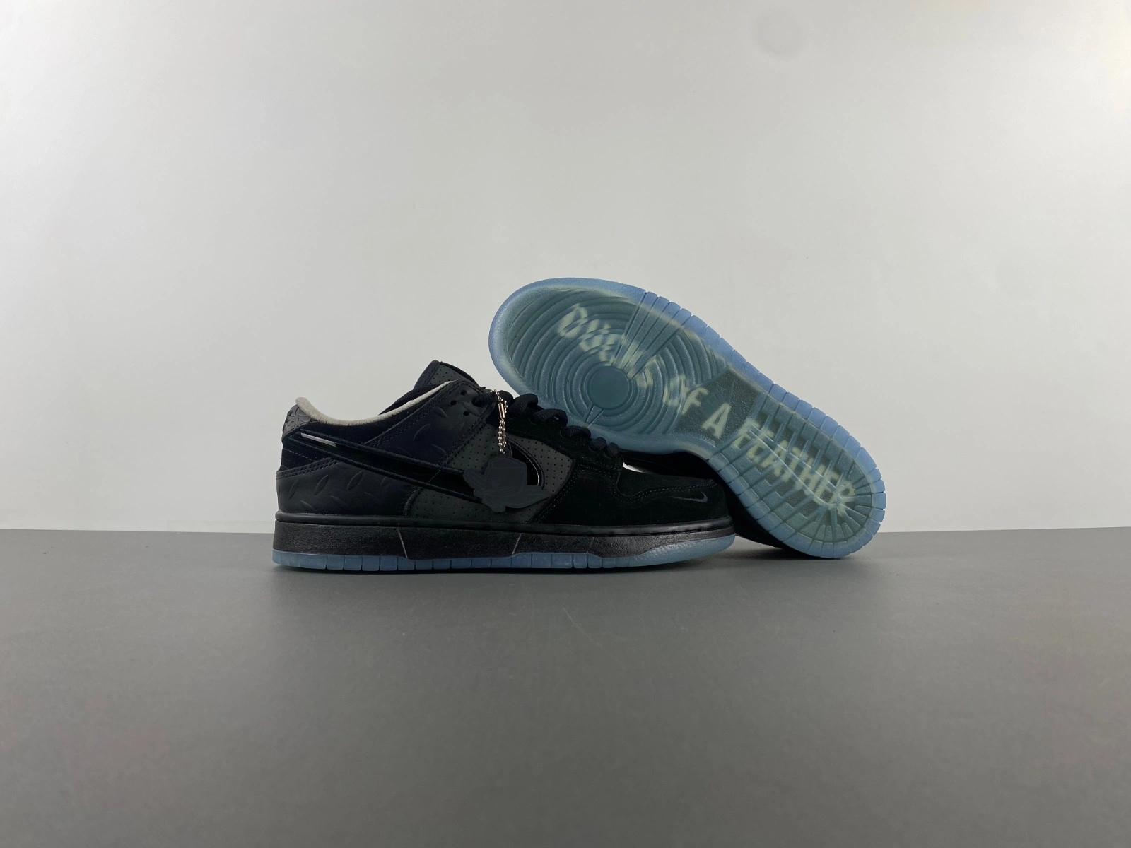 SportInspired Dunk Low Ducks of a Feather Black University of Oregon PE HV1470- 10
