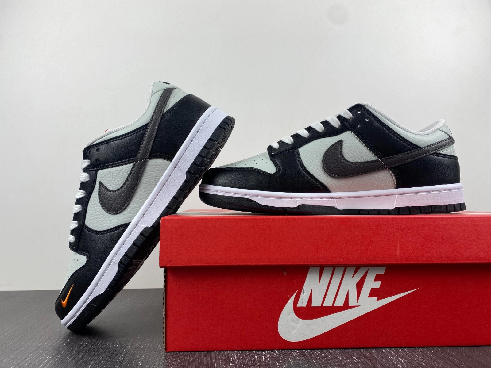 Dunk Low Grey Black Orange Mini Swoosh FN7808- Breathable 183