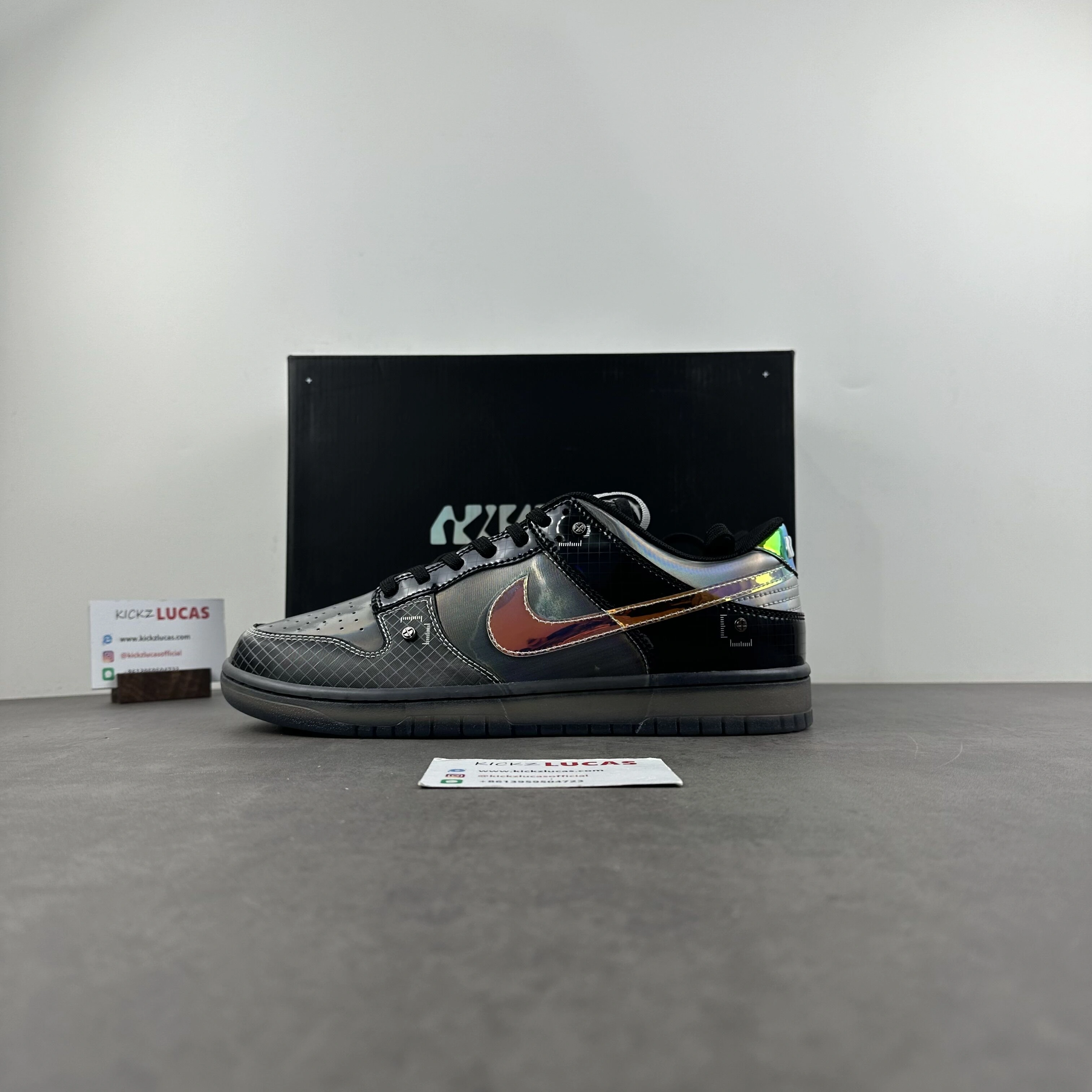 Snug Dunk Low Hyperflat FV3617- 47