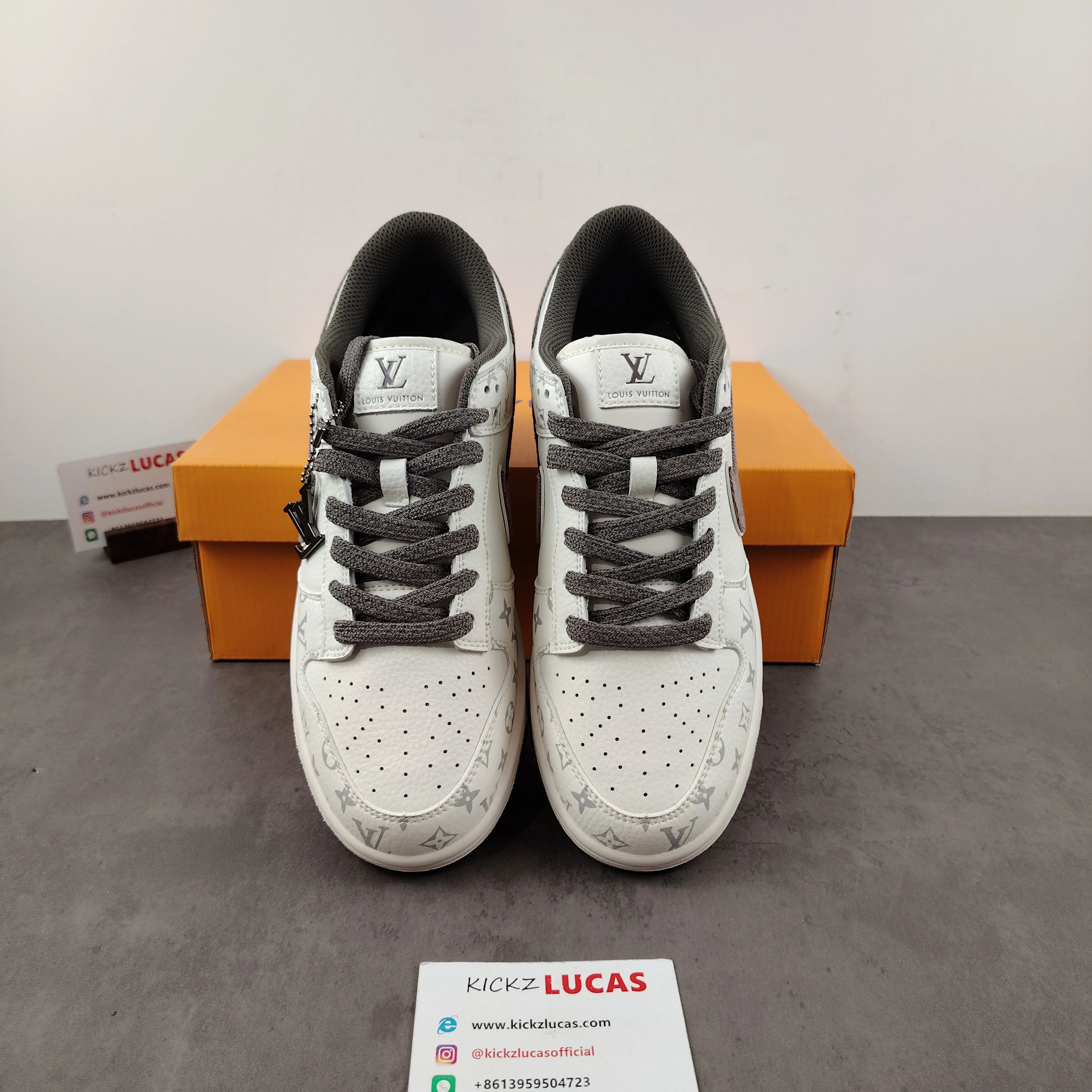 TimelessDesign Dunk Low L*V Custom FC1688- 37